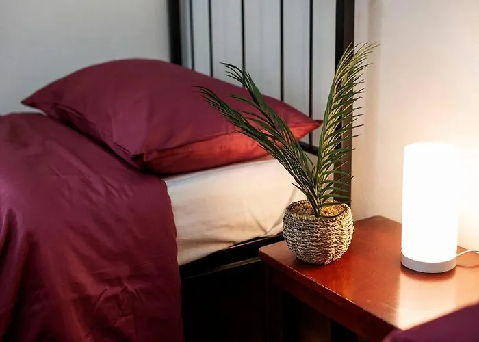 The Attico Chic Urban Free Parking *